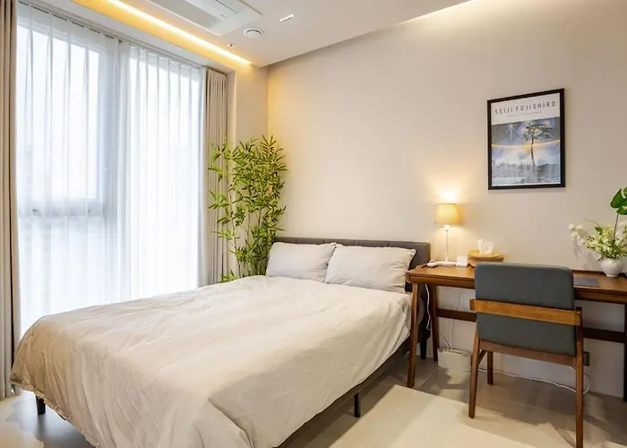 Modern Luxury In Gangnam With Cityview&wine 아파트 *